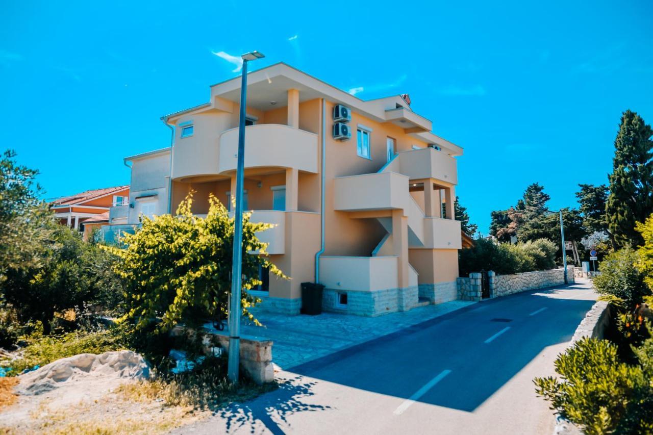City Pool Apartments Новаля Екстер'єр фото