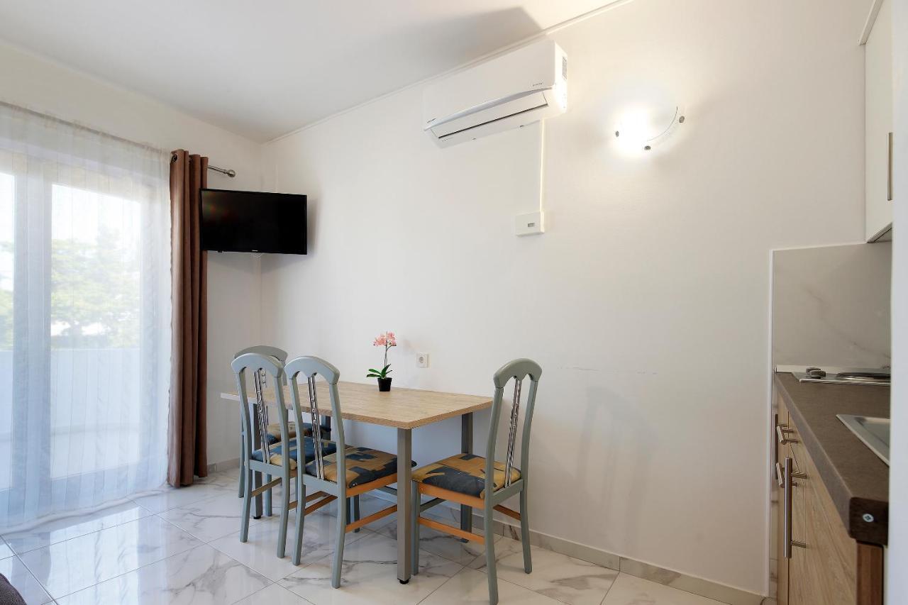 City Pool Apartments Новаля Екстер'єр фото