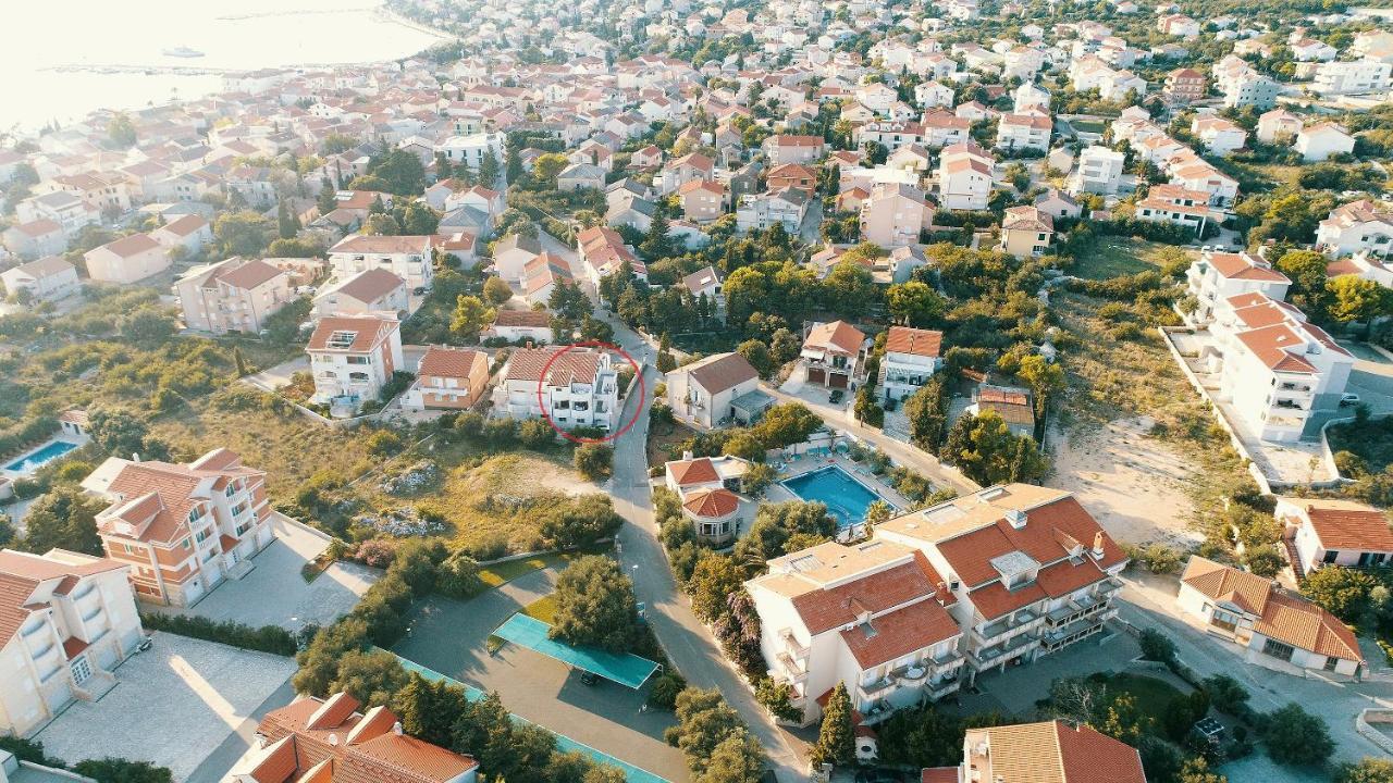 City Pool Apartments Новаля Екстер'єр фото